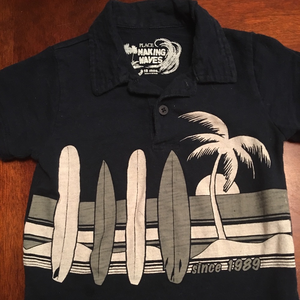 Cute polo type shirt.